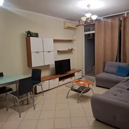 Pta - Spacious 2 - Balcony Appartement Tirana
